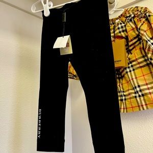NWT Burberry Kids Leggings (size 18 months)